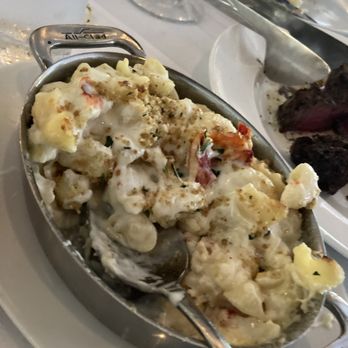 Del Frisco's Double Eagle Steak House - Lobster macaroni - Bars Near Me - Orlando, Florida Del Frisco's Double Eagle Steak House - Lobster macaroni - Bars Near Me - Orlando, Florida