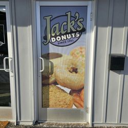 Jack's Donuts - Entrance