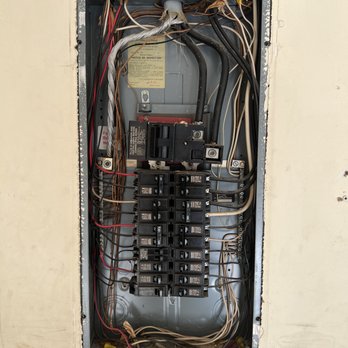 JAX House Dr - Inspecting Electric Boxes are a MUST! - Home Inspectors Near Me - Orange Park, Florida JAX House Dr - Inspecting Electric Boxes are a MUST! - Home Inspectors Near Me - Orange Park, Florida