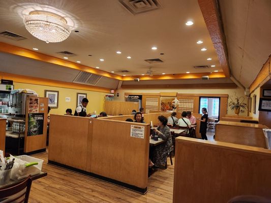 Choong Hwa Won (Korean & Chinese Restaurant) | 중화원 (한국식 중화요리-중식,한식) by null