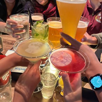 Yard House - Bars Near Me - Boston, Massachusetts Yard House - Bars Near Me - Boston, Massachusetts