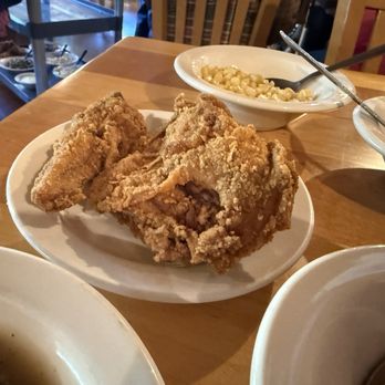 Dan'l Boone Inn - Friend chicken was good. - Bed & Breakfast Near Me - Boone, North Carolina