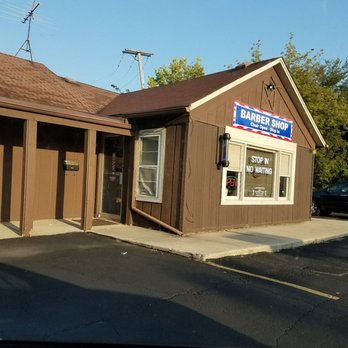 Larkin's Barber Shop - First of all, his place is a well appointed man den turned barbershop. Lots of Harley Davidson and Cubs swag. Dude, was great! SOLID. - Barbers Near Me - Elgin, Illinois Larkin's Barber Shop - First of all, his place is a well appointed man den turned barbershop. Lots of Harley Davidson and Cubs swag. Dude, was great! SOLID. - Barbers Near Me - Elgin, Illinois