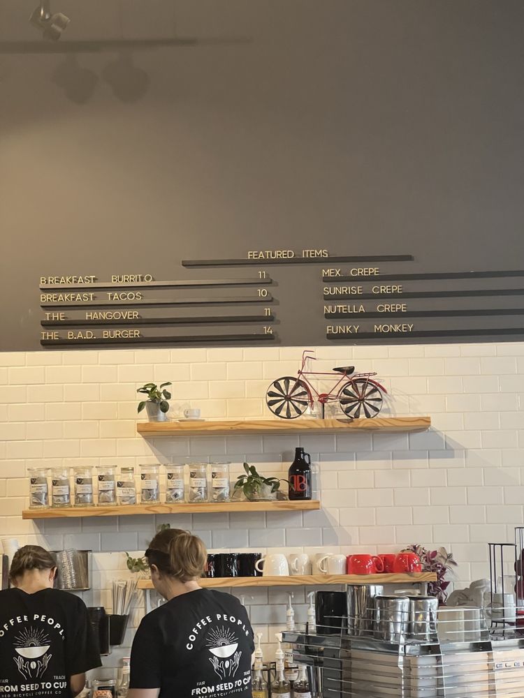 Red Bicycle Coffee & Crepes