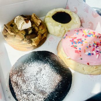 Pudgy’s Fine Cookies - 4-pack - Desserts Near Me - Houston, Texas Pudgy’s Fine Cookies - 4-pack - Desserts Near Me - Houston, Texas