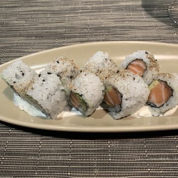 One Flew South - Salmon Avocado Roll - New American Near Me - Atlanta, Georgia One Flew South - Salmon Avocado Roll - New American Near Me - Atlanta, Georgia