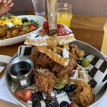 Kitchen Story - KFC & Waffles Breakfast - Breakfast & Brunch Near Me - Oakland, California