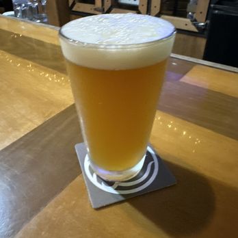 White Buffalo Saloon - No-Li Cascade Fog (Hazy IPA) - Pubs Near Me - Everett, Washington
