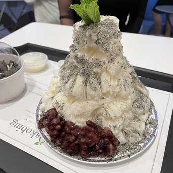 Oakobing - 24 oz. Black Sesame Shaved Ice - Ice Cream & Frozen Yogurt Near Me - Pasadena, California Oakobing - 24 oz. Black Sesame Shaved Ice - Ice Cream & Frozen Yogurt Near Me - Pasadena, California
