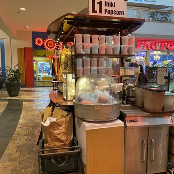 L1 Iniki Popcorn - Cotton Candy side of cart - Popcorn Shops Near Me - Kaneohe, Hawaii L1 Iniki Popcorn - Cotton Candy side of cart - Popcorn Shops Near Me - Kaneohe, Hawaii