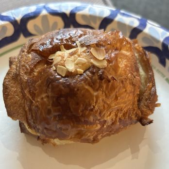 Le fournil Bakery - Bakeries Near Me - Canmore, Alberta Le fournil Bakery - Bakeries Near Me - Canmore, Alberta