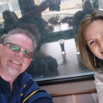 River Fox Train - Sacramento River (Beer) Train - Tours Near Me - West Sacramento, California