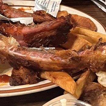 Chris' & Pitt's - Over cooked and cold ribs - Barbeque Near Me - Downey, California
