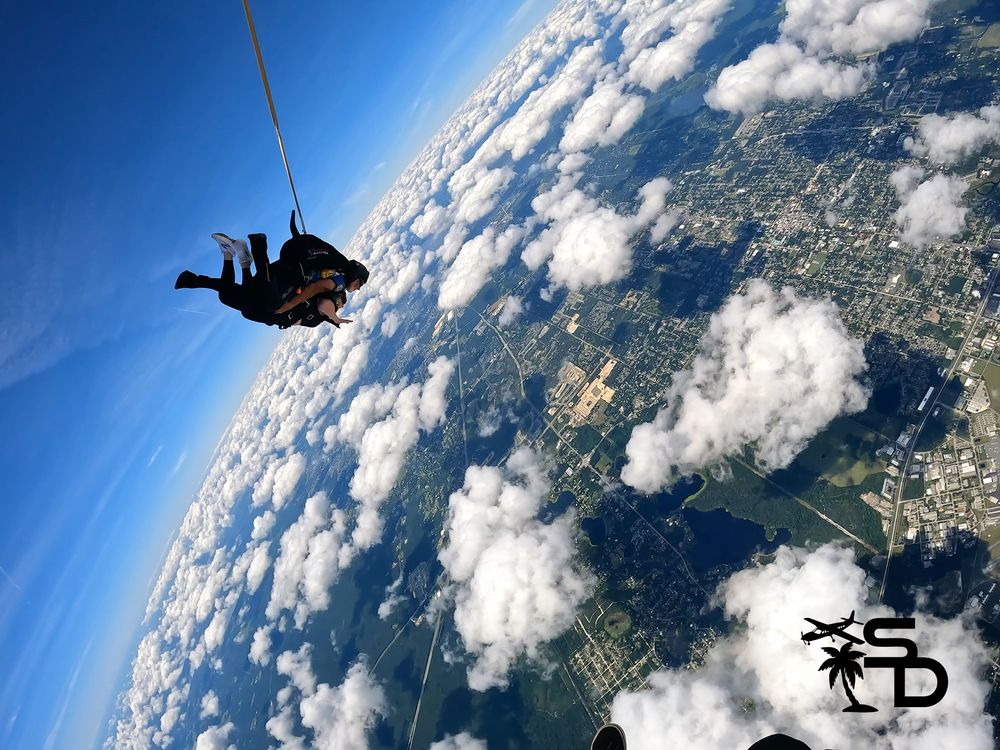 Social spots from Skydive DeLand