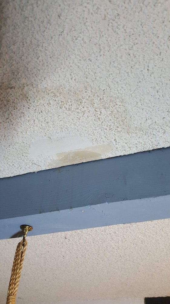 Slide of Ribas Roofing and Services