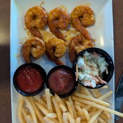 MaGillycuddy's - Nashville hot shrimp