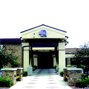REEDSBURG AREA MEDICAL CENTER - Updated January 2025 - 2000 N 