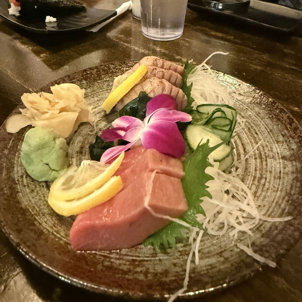 Blue fin seared toro, bluefin chutoro Blue fin seared toro, bluefin chutoro