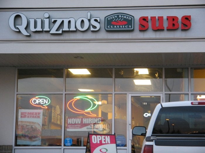 QUIZNOS Updated June 2024 184 Manning Crossing NW, Edmonton