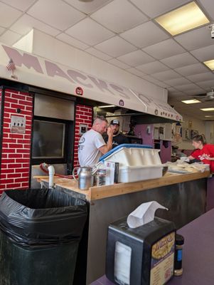 Mack's Pizza by null