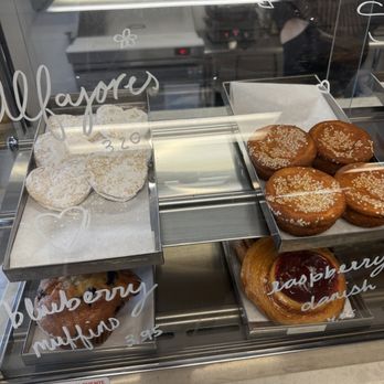 Casa Flores Cafe - Coffee & Tea Near Me - Sacramento, California