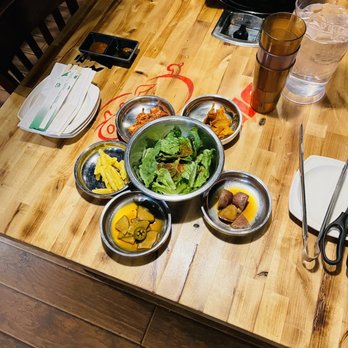 Mr Kimchi - Golf Road - Ban chan set up - Korean Near Me - Mount Prospect, Illinois