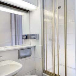 ibis Gelsenkirchen - Badezimmer
