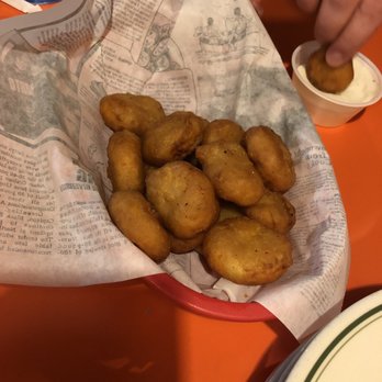 The Rolling Tomato - Fried mushrooms - Food Trucks Near Me - Groton, Connecticut