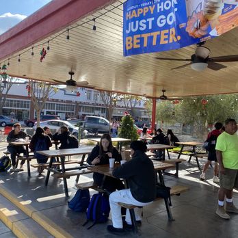 Frosty King - people sitting at tables under a canopy - Burgers Near Me - Exeter, California