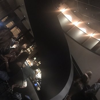 BLVD Steakhouse - Bar area - New American Near Me - Chicago, Illinois