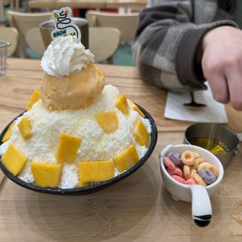 Snow Bliss - Mango Bingsu (5/2024, $13) - delicious but disappointed there wasn't as much mango as it is pictured on the menu!!! - Asian Fusion Near Me - San Francisco, California