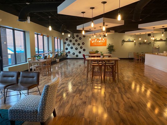 Sarabhas creamery - Ice cream & chai/coffee shoppe by null