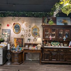 The Flower Cake and Cafe