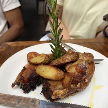 Giardino 54 - Porchetta con Patate - Wine Bars Near Me - New York, New York