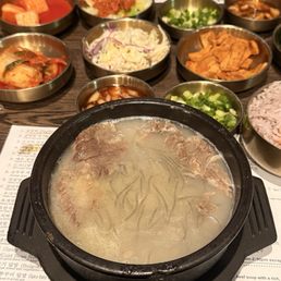 Seolleongtang with Glass Noodles Seolleongtang with Glass Noodles