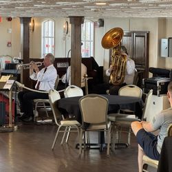 New Orleans Steamboat Company - Jazz band