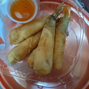 Jad Jaan Thai Vietnamese - Crispy shrimp roll, with Vietnamese sweet and tangy sauce - Thai Near Me - New York, New York