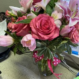 Pink Birthday arrangement Pink Birthday arrangement