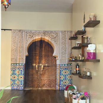 Hammam Bethesda - waiting area - Skin Care Near Me - Bethesda, Maryland Hammam Bethesda - waiting area - Skin Care Near Me - Bethesda, Maryland