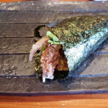 Saketori-Ya Pub Japonés - Softshell crab roll - Japanese Near Me - Tijuana, BCN Saketori-Ya Pub Japonés - Softshell crab roll - Japanese Near Me - Tijuana, BCN
