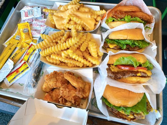 Shake Shack Green Hills by null