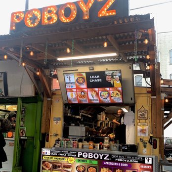 Poboyz - Randy always smiling and doing his thing behind the fryer - Cajun/Creole Near Me - Tigard, Oregon Poboyz - Randy always smiling and doing his thing behind the fryer - Cajun/Creole Near Me - Tigard, Oregon