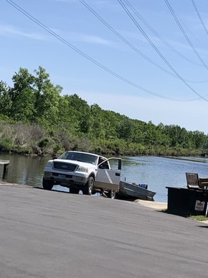 Bluebird Fish Camp by null