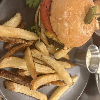 Foxcroft Food & Wine - Burger with fries - Wine Bars Near Me - Raleigh, North Carolina Foxcroft Food & Wine - Burger with fries - Wine Bars Near Me - Raleigh, North Carolina