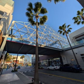 the pike outlets nike