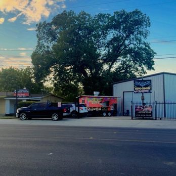Pupusas Machado - Food Trucks Near Me - San Antonio, Texas Pupusas Machado - Food Trucks Near Me - San Antonio, Texas