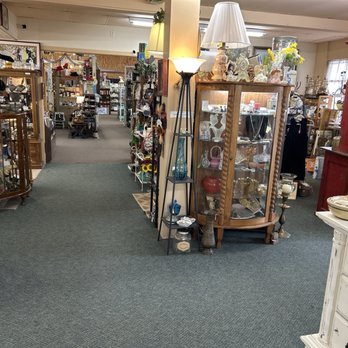 Red Baron Antique Mall - Antiques Near Me - Fredericksburg, Texas