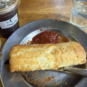 Bourke Street Bakery - PORK AND FENNEL SAUSAGE ROLL - Bakeries Near Me - Barangaroo, NSW Bourke Street Bakery - PORK AND FENNEL SAUSAGE ROLL - Bakeries Near Me - Barangaroo, NSW