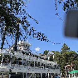 A Story of Celebration - Mark Twain
