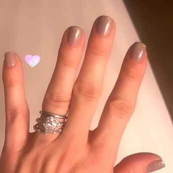Em Salon & Spa - Gel manicure - Nail Salons Near Me - Bellevue, Washington